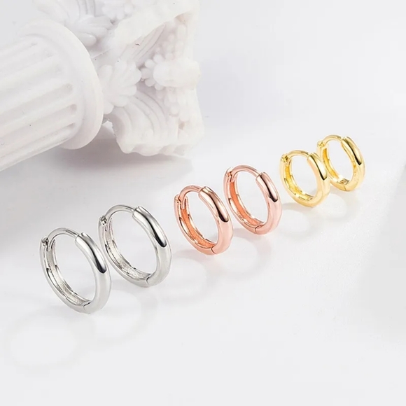 NEW 18k Gold Vermeil Hoop Earrings - Picture 10 of 15